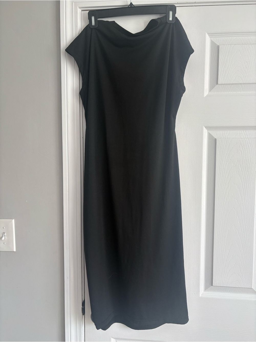 Sleeveless Black Midi Dress - Classic Women's Dress